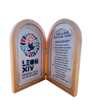 Diptyque bois du Pape Léon XIV